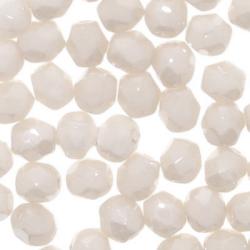round faceted Luster White Cream 3mm