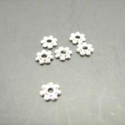 Metal bead Silver 4.5x4.5mm